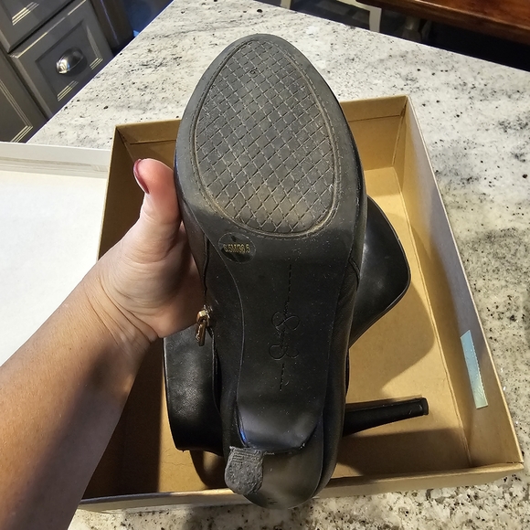 Jessica Simpson Addey Booties - Picture 7 of 13